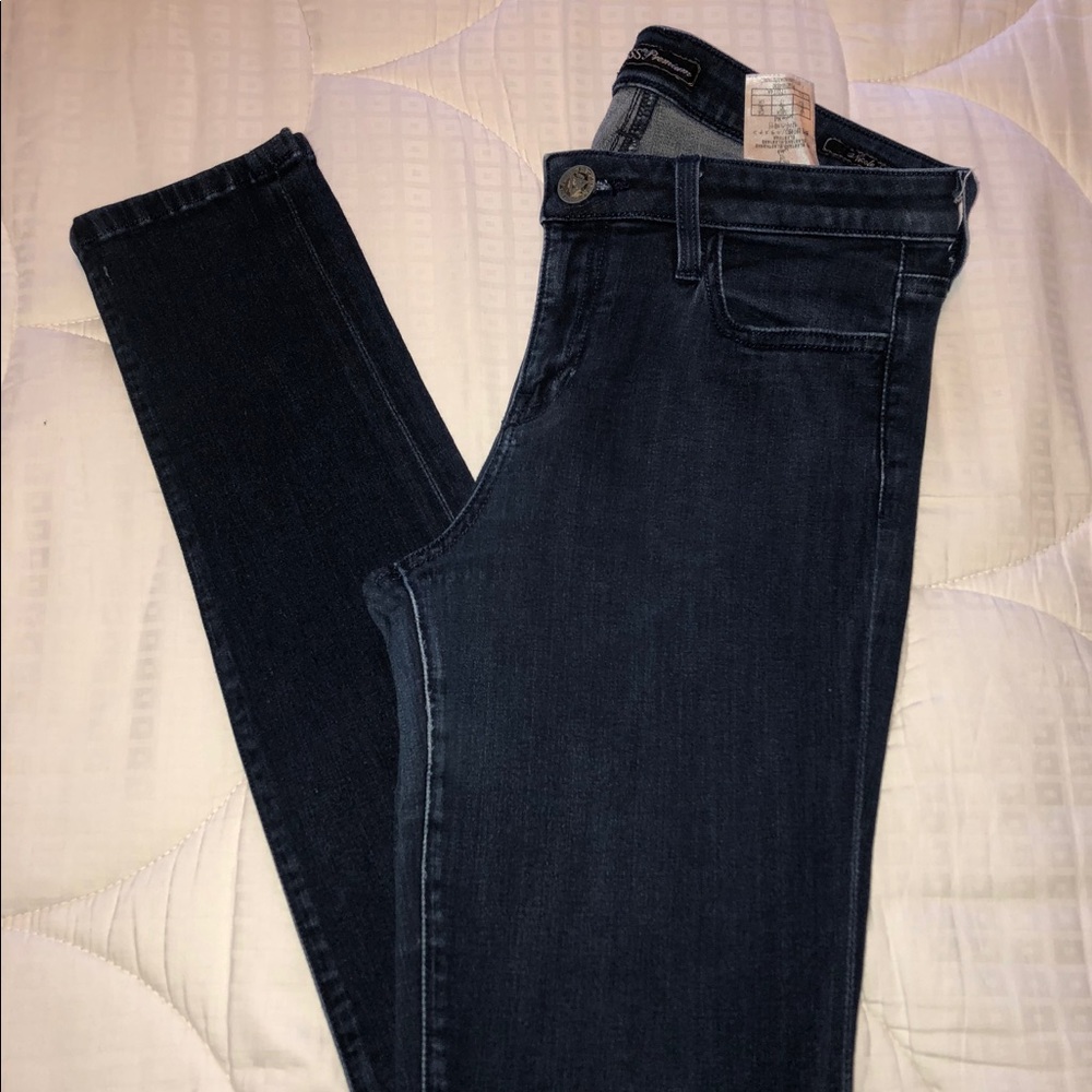 GUESS skinny jeans